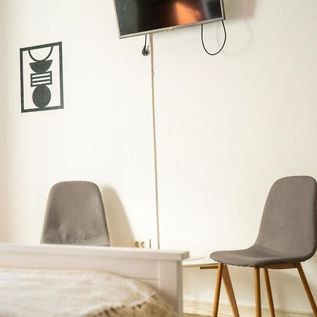 Cozy Studio Universitate Bukarest Eksteriør billede