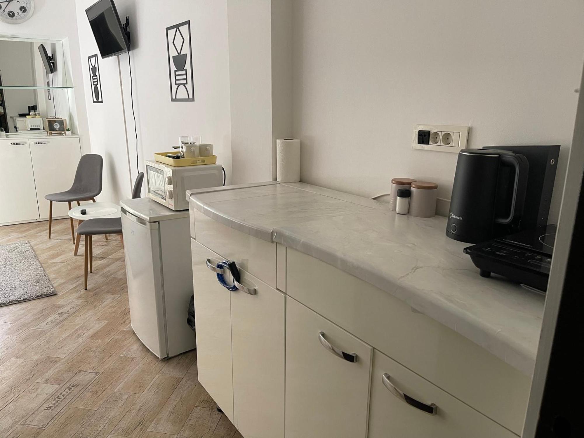 Cozy Studio Universitate Bukarest Eksteriør billede