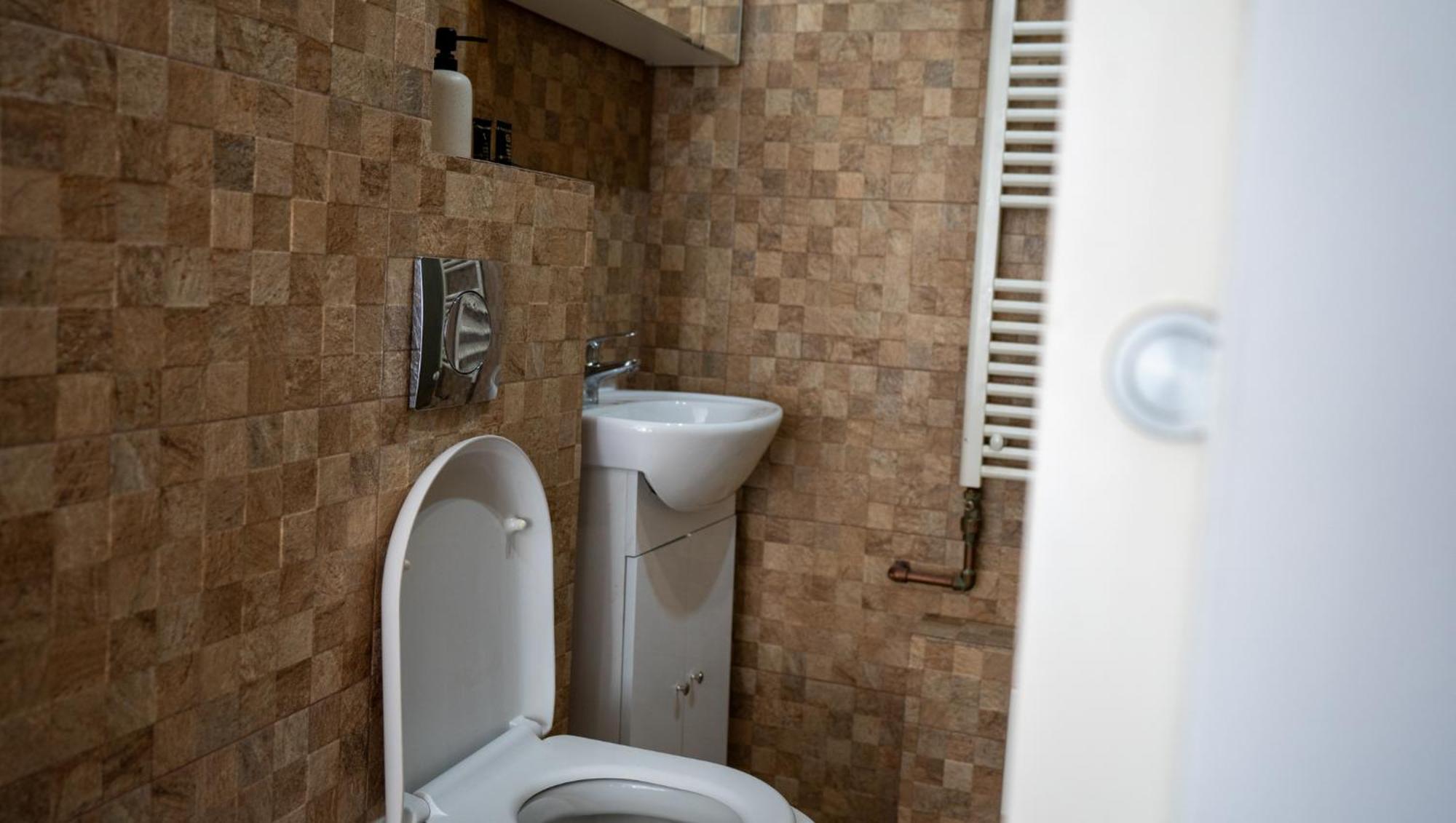 Cozy Studio Universitate Bukarest Eksteriør billede